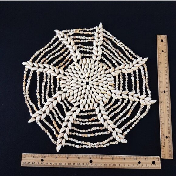 Vintage Cowrie Sea Shell 12 inch Trivet - Picture 3 of 10